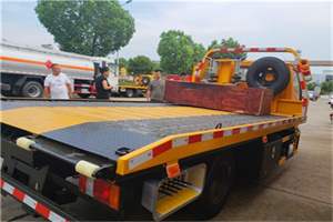 合阳附近拖车电话号码服务