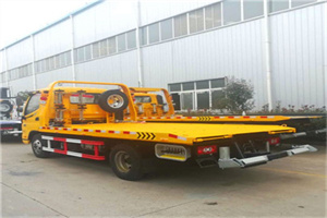 合阳附近拖车救援搭电